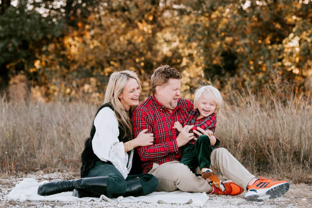 How To Prepare For A Family Photoshoot In Dallas 7 Candid Family Photography Dallas